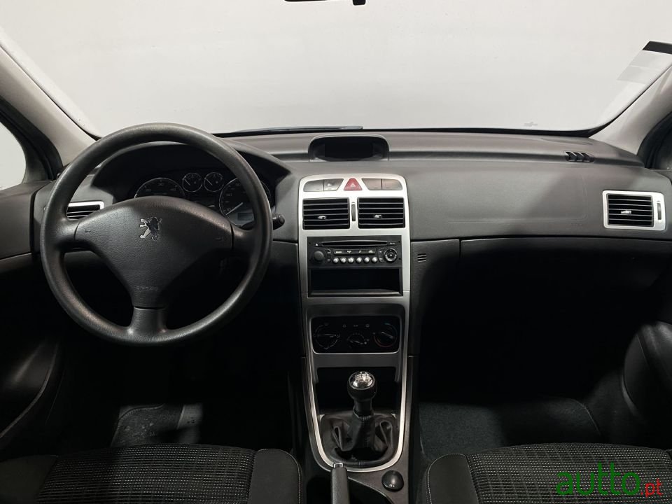 2007' Peugeot 307 Sw photo #6
