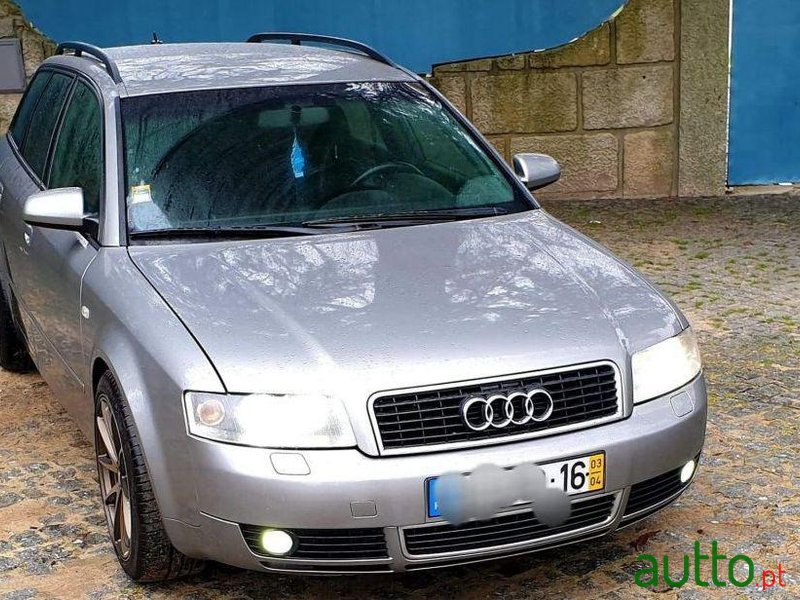2003' Audi A4 Avant photo #3