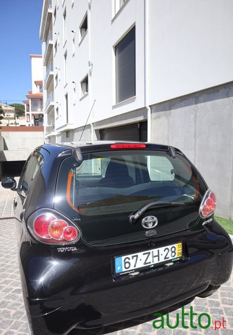 2013' Toyota Aygo photo #6