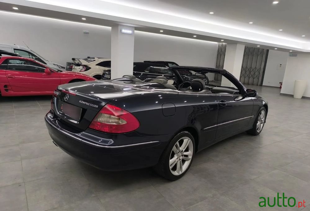 2006' Mercedes-Benz CLK 200 Avantgarde photo #6