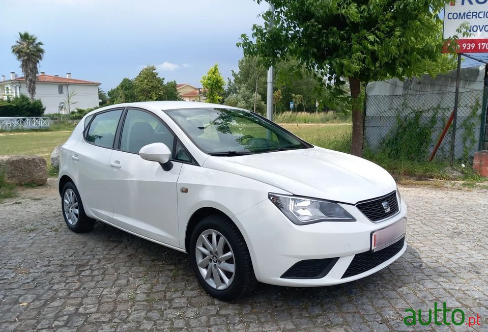 2014' SEAT Ibiza photo #4