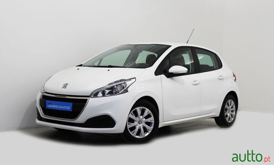 2017' Peugeot 208 photo #1