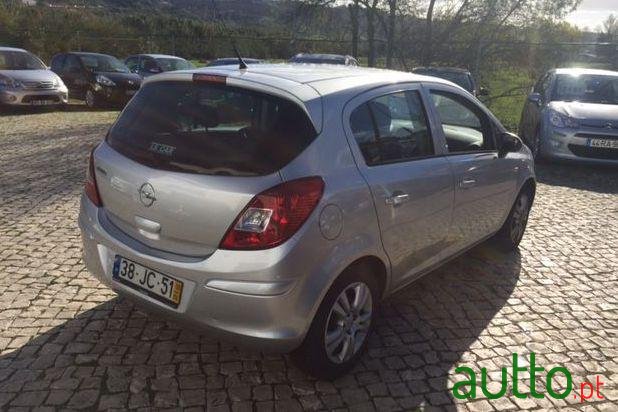 2010' Opel Corsa 1.2 Enjoy photo #2