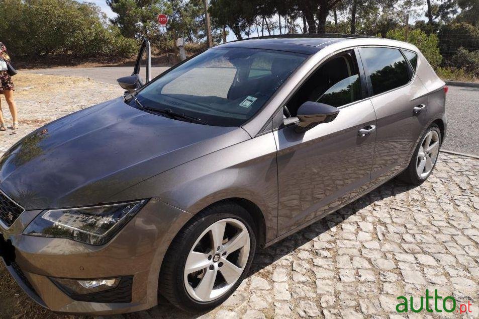2015' SEAT Leon photo #3