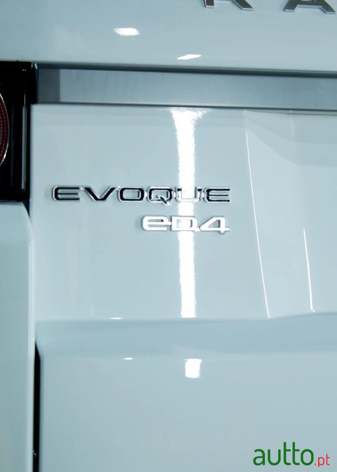 2015' Land Rover Range Rover Evoque 2.2 Ed4 Dynamic photo #4