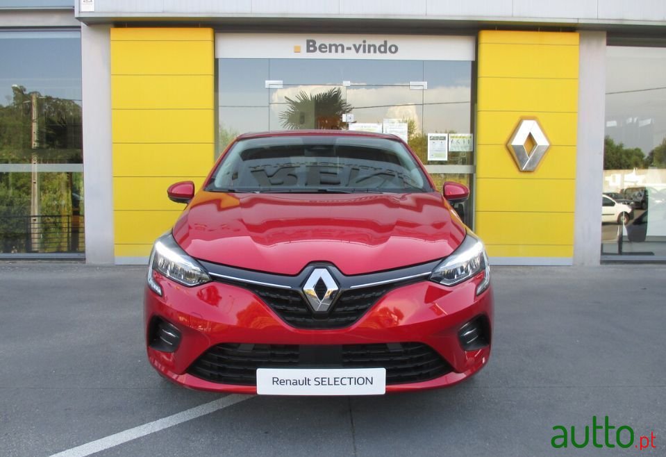 2021' Renault Clio photo #2