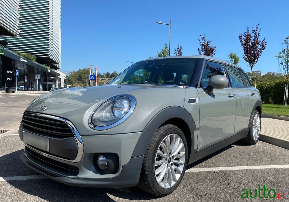 2018' MINI Clubman One D Aut. photo #3