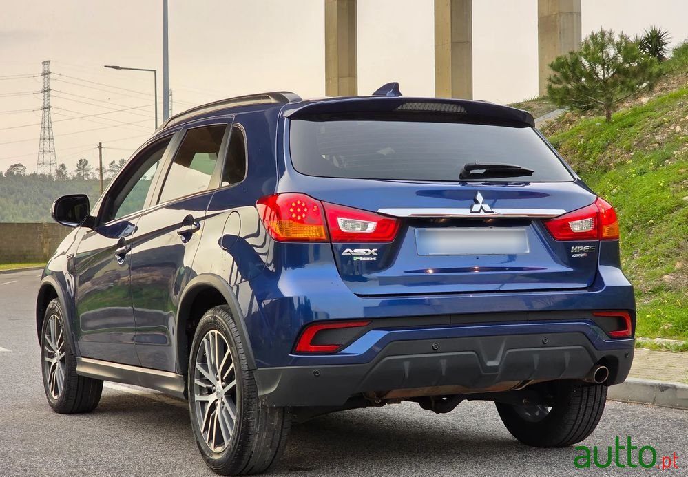 2019' Mitsubishi ASX photo #4