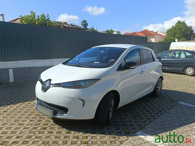 2015' Renault Zoe photo #3