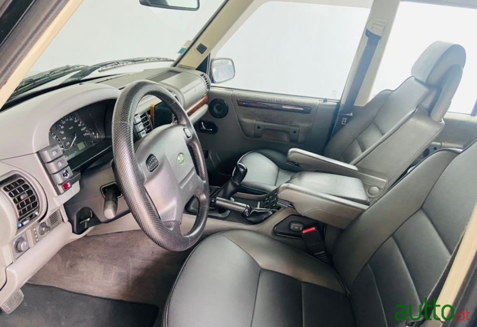 2000' Land Rover Discovery photo #4