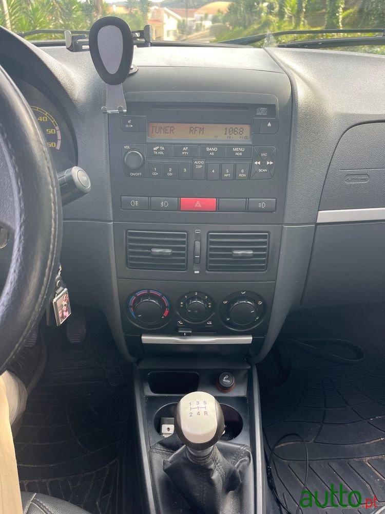 2007' Fiat Strada photo #5