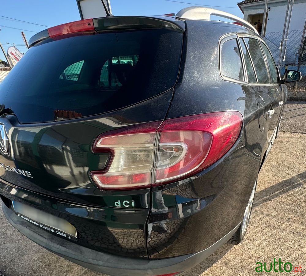 2011' Renault Megane Break photo #6