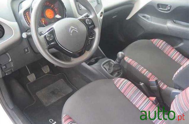 2015' Citroen C1 1.2 Vti Feel photo #2
