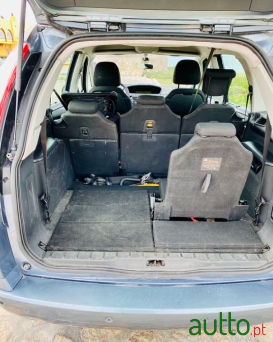 2012' Citroen C4 Grand Picasso photo #5