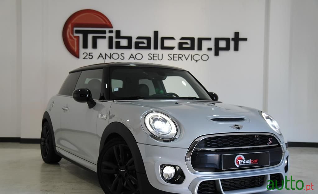 2016' MINI Cooper photo #1