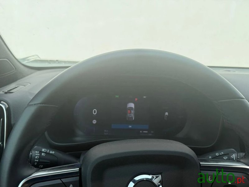 2023' Volvo C40 photo #6