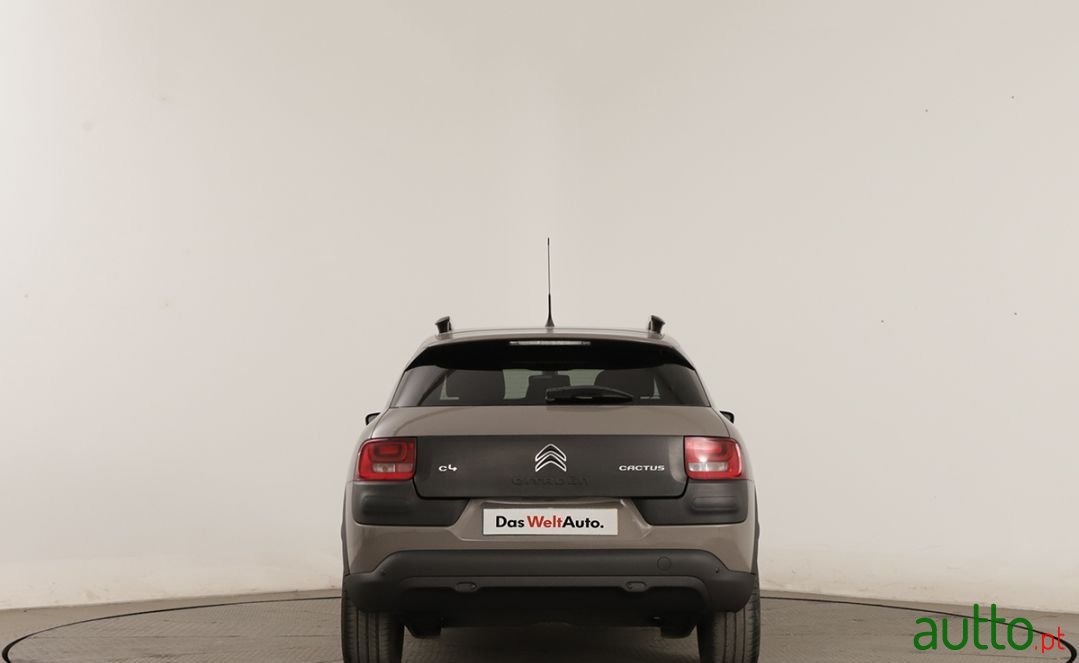 2016' Citroen C4 Cactus photo #5