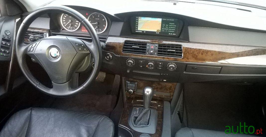 2006' BMW 530 D Auto photo #2