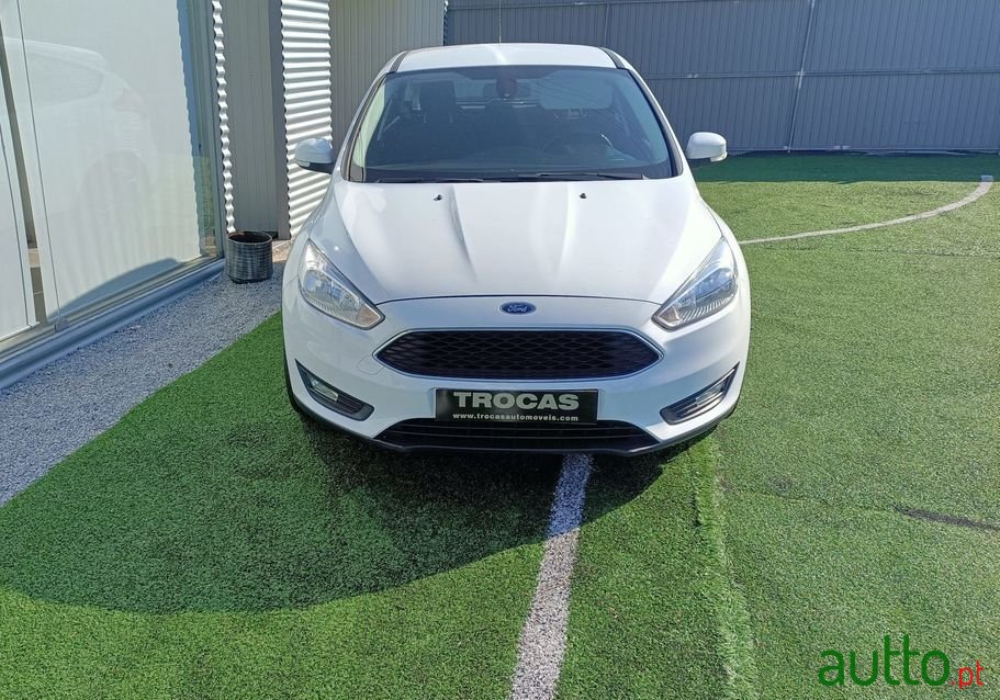 2016' Ford Focus photo #3