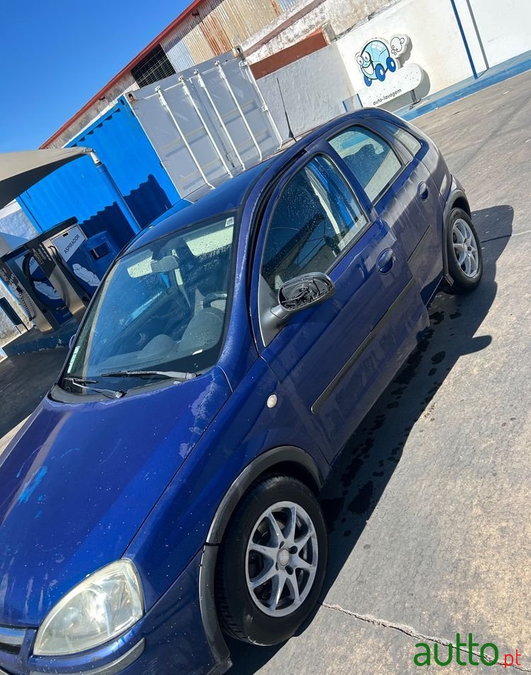 2005' Opel Corsa 1.3 Cdti Essentia photo #2