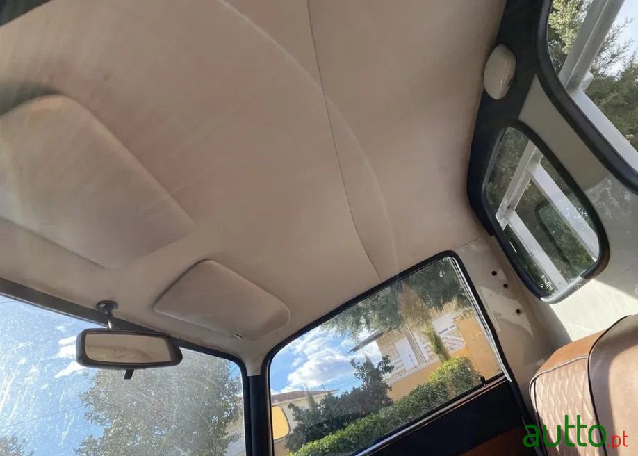 1974' Peugeot 404 photo #3