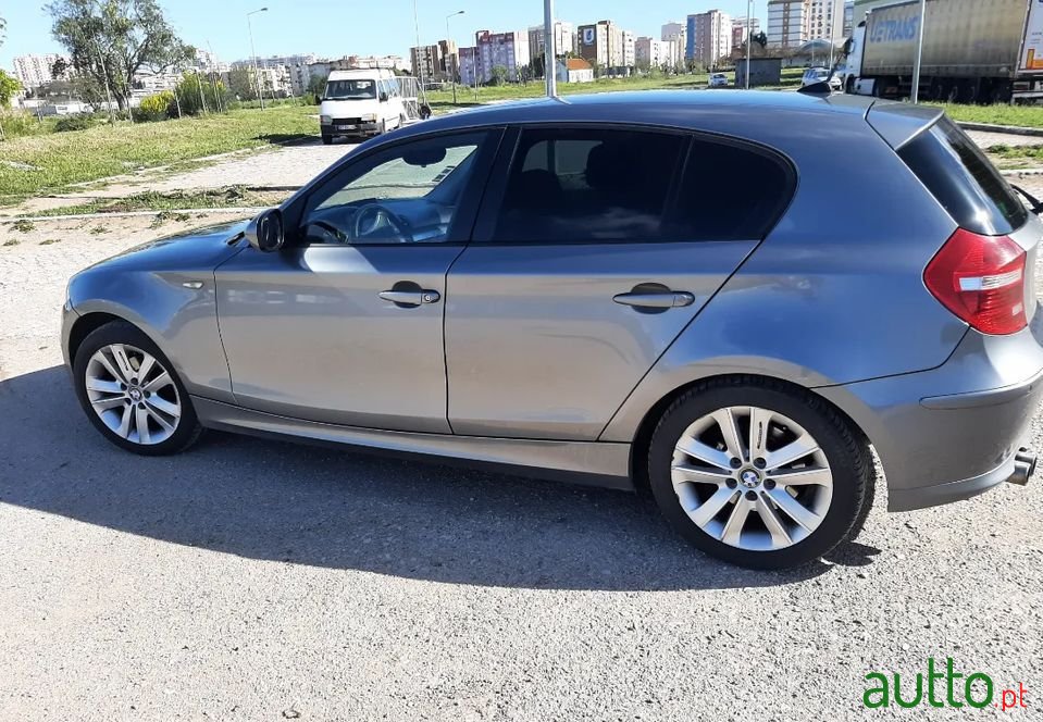 2010' BMW 120 photo #4