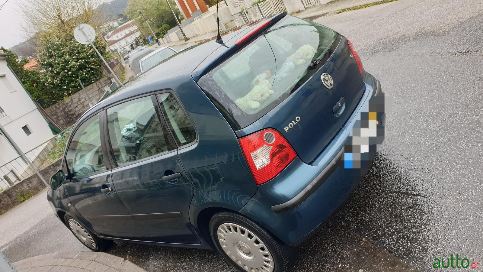 2002' Volkswagen Polo photo #3