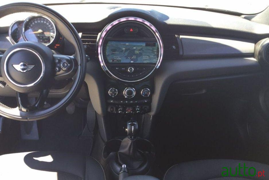 2014' MINI Cooper D 116Cv photo #4