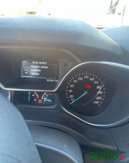 2017' Ford Tourneo Connect photo #2