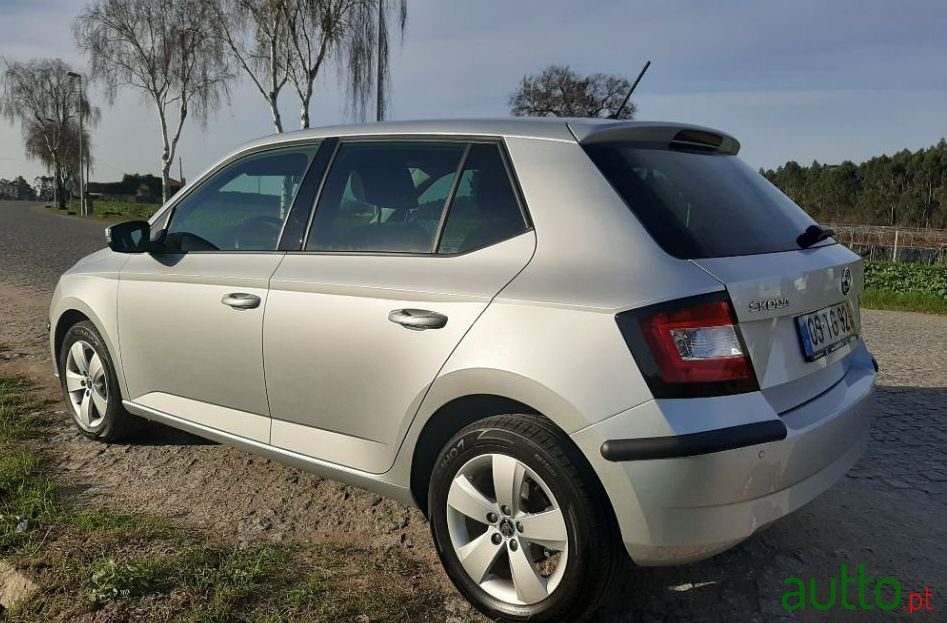 2017' Skoda Fabia photo #3