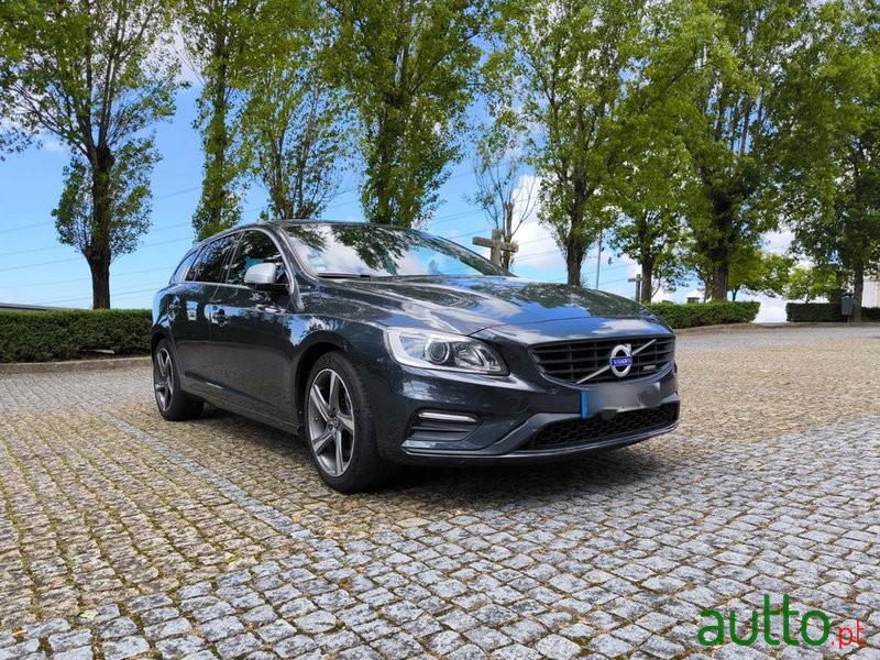 2015' Volvo V60 photo #2