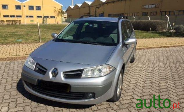 2008' Renault Megane Break photo #4