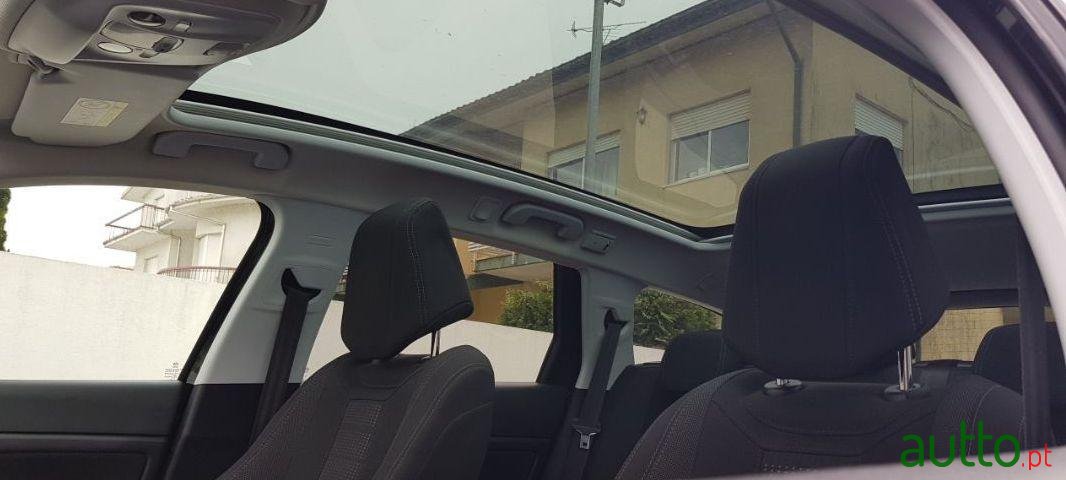 2016' Peugeot 308 Sw photo #3