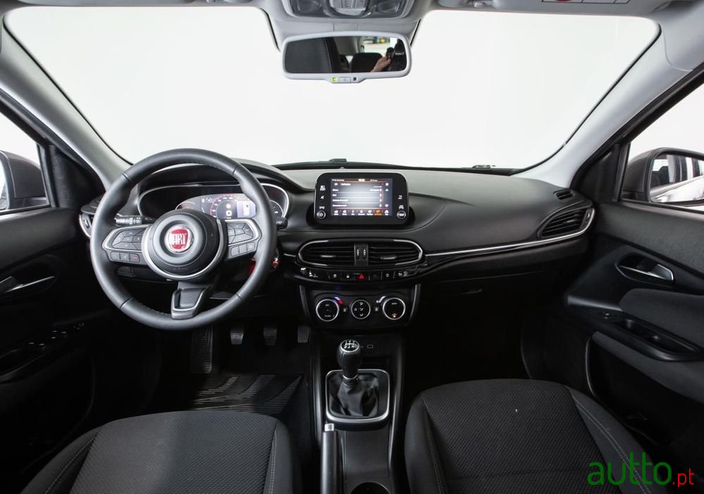 2021' Fiat Tipo photo #6