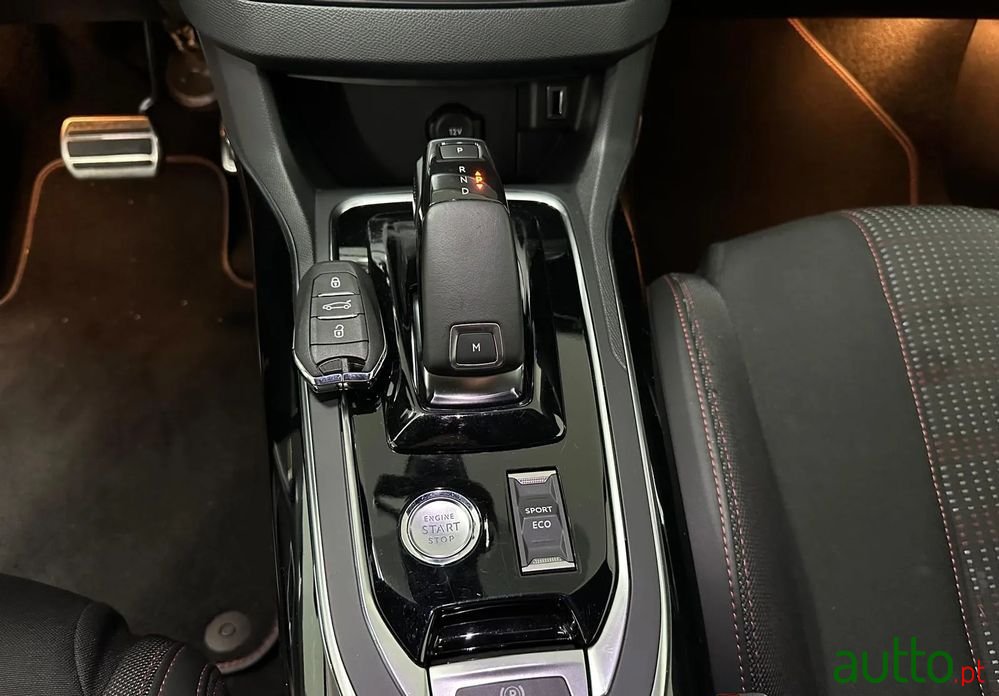 2019' Peugeot 308 photo #6