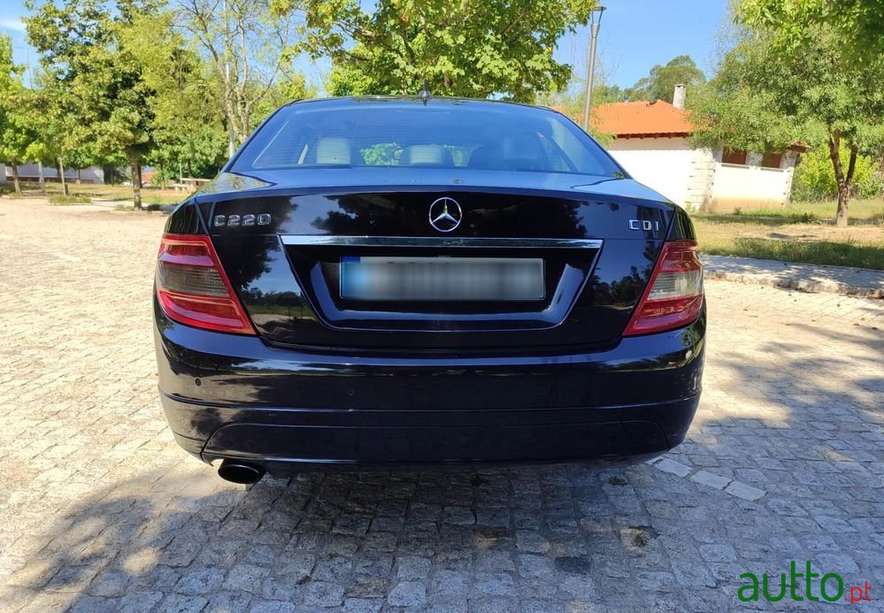 2009' Mercedes-Benz C 220 photo #6