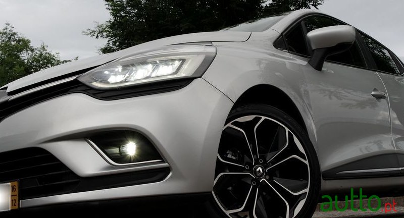 2016' Renault Clio photo #5