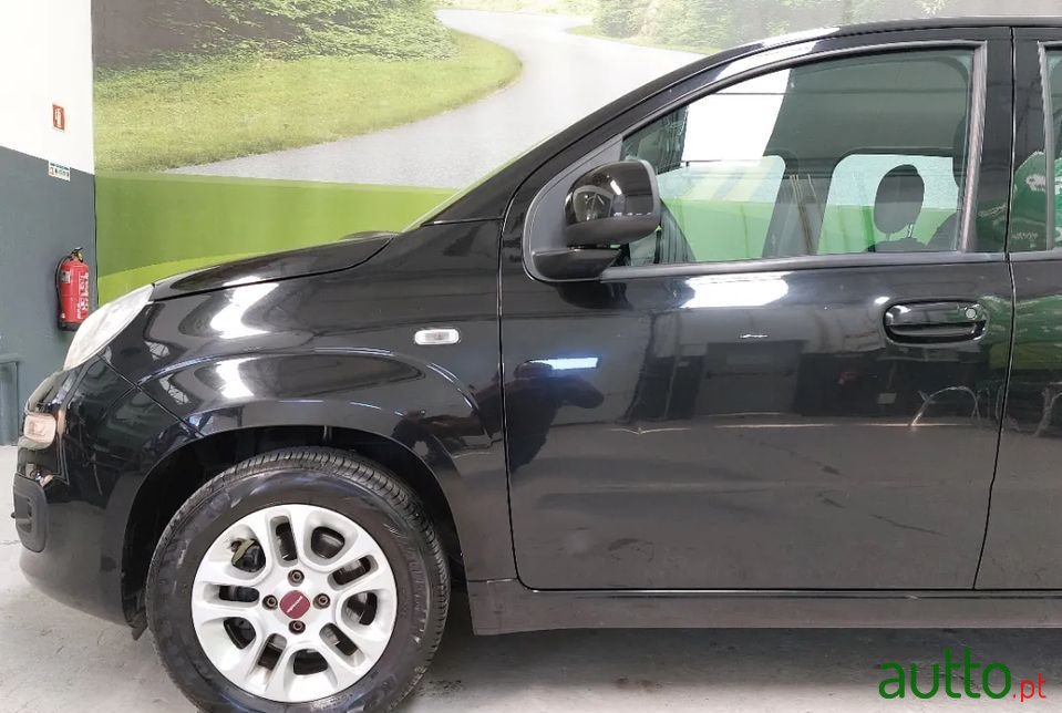 2019' Fiat Panda photo #3