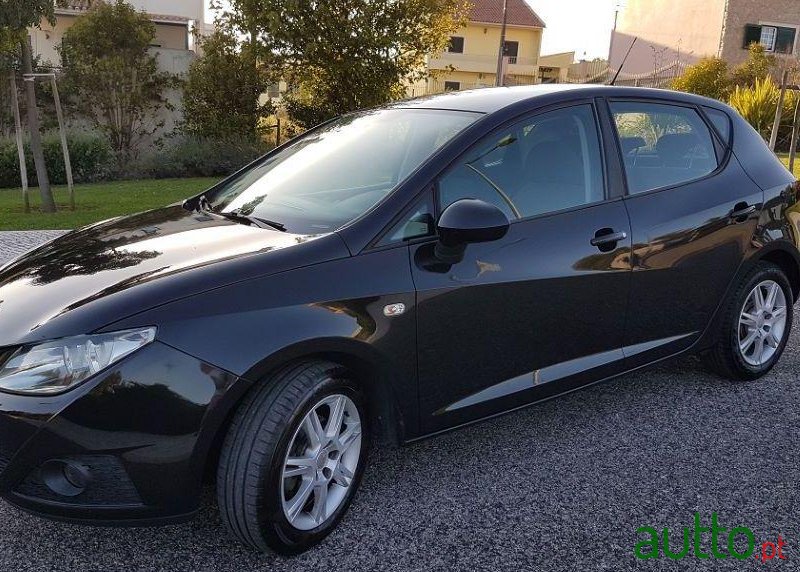 2010' SEAT Ibiza 1.2I Style photo #1