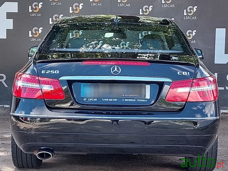 2013' Mercedes-Benz Classe E photo #4