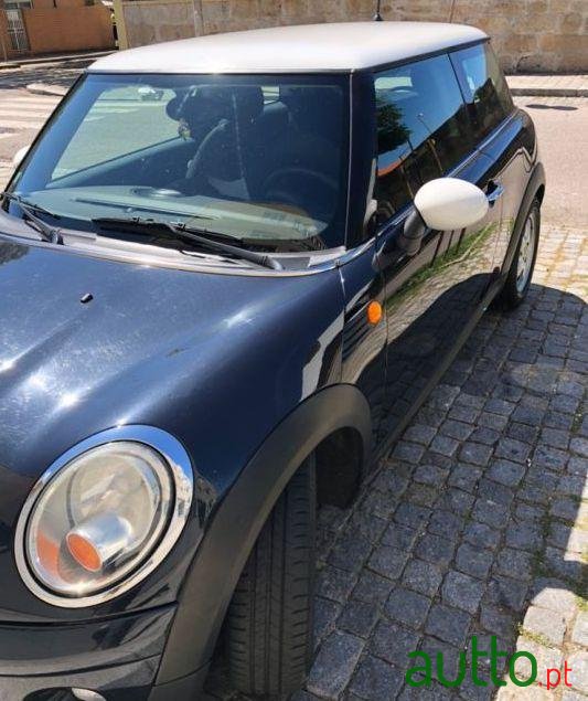 2008' MINI Cooper 1.6 D photo #3