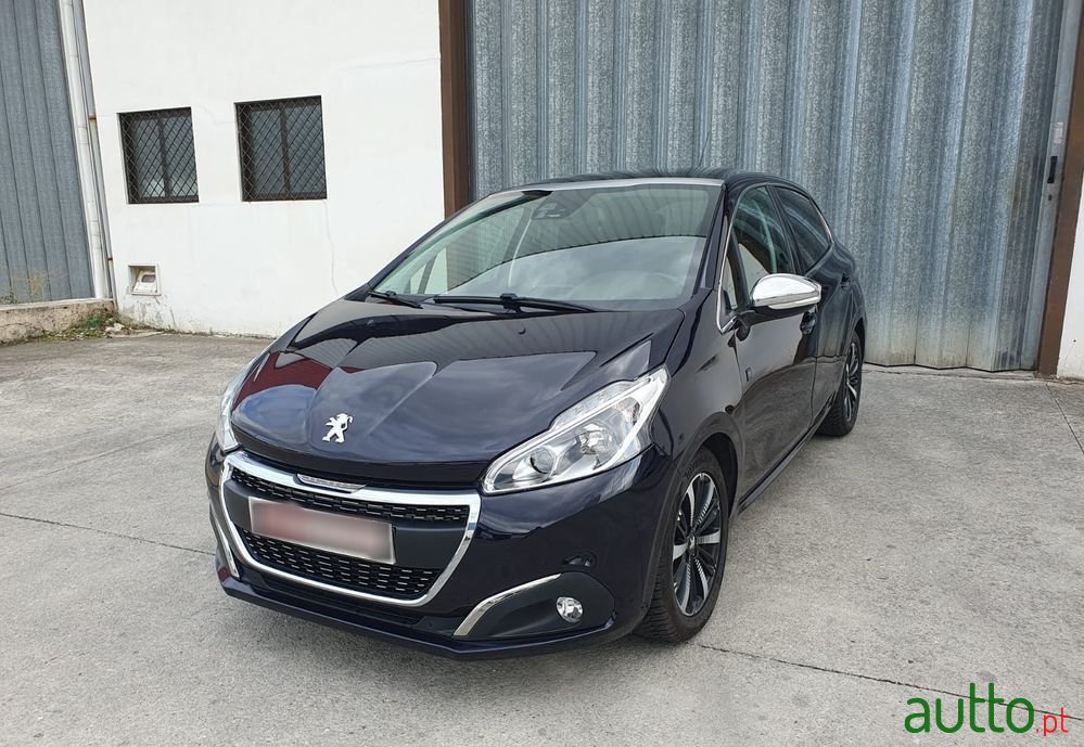 2018' Peugeot 208 photo #1