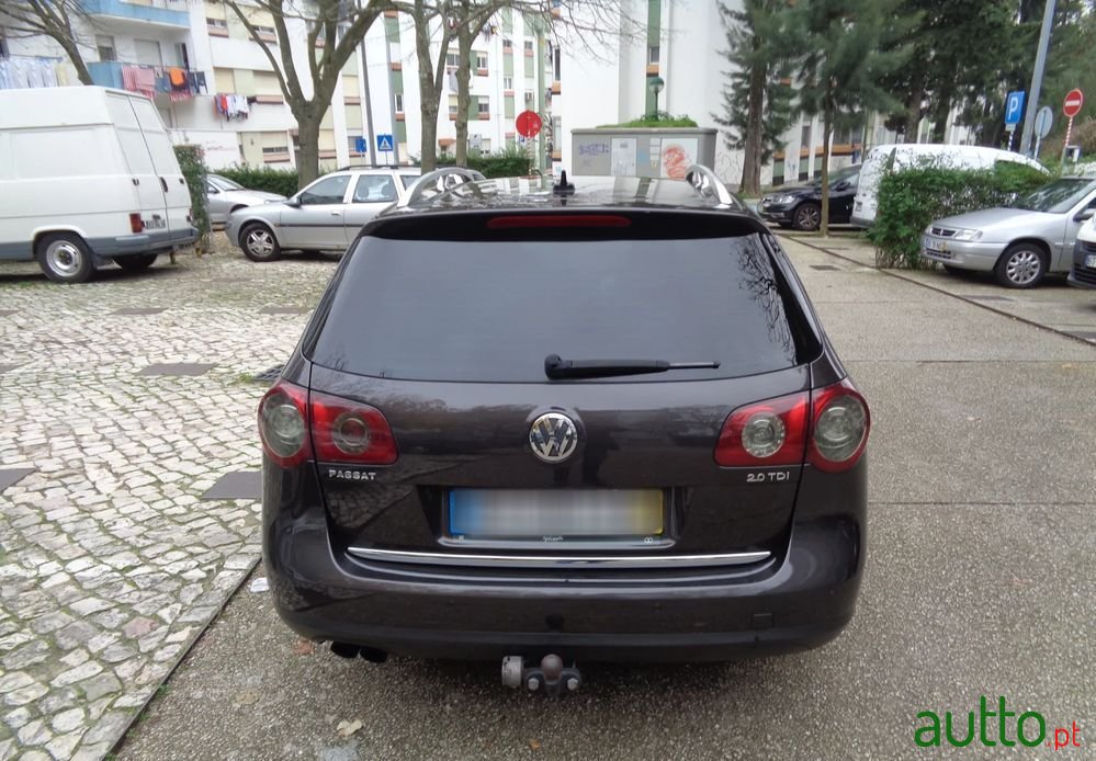 2009' Volkswagen Passat Variant photo #6