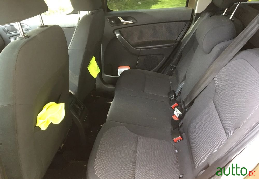 2011' Skoda Yeti photo #5