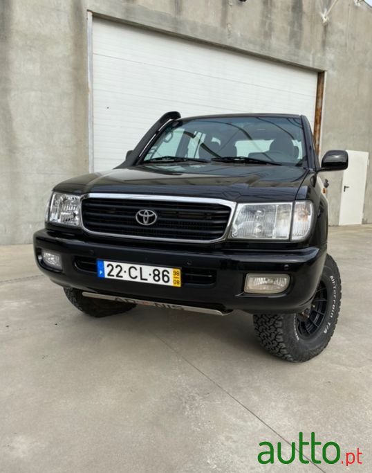1998' Toyota Land Cruiser photo #2