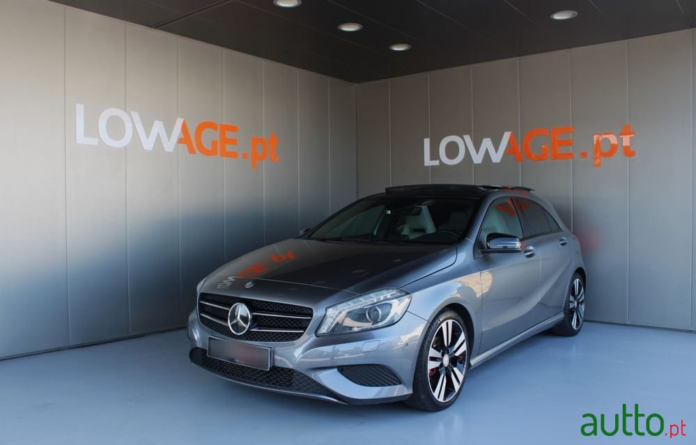 2012' Mercedes-Benz Classe A Cdi Be Urban photo #1