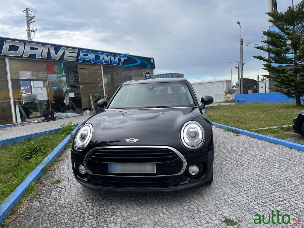 2018' MINI Clubman Cooper D photo #3