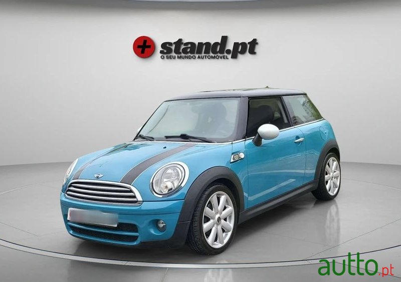 2009' MINI Cooper D photo #1