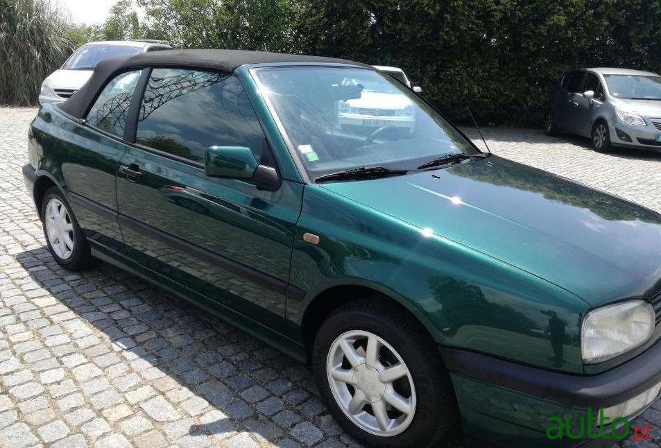 1997' Volkswagen Golf-Cabriolet Karmann 1.6 Gpl photo #2