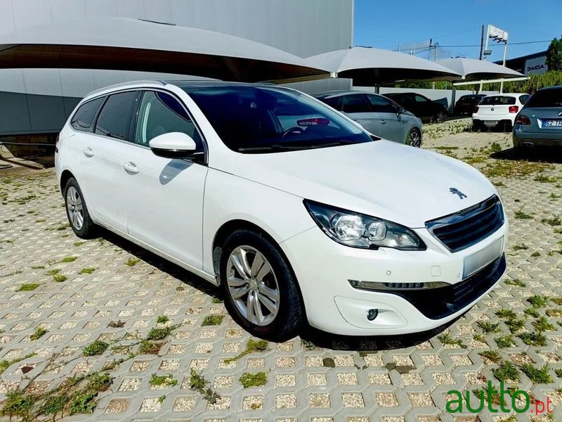 2015' Peugeot 308 Sw photo #1